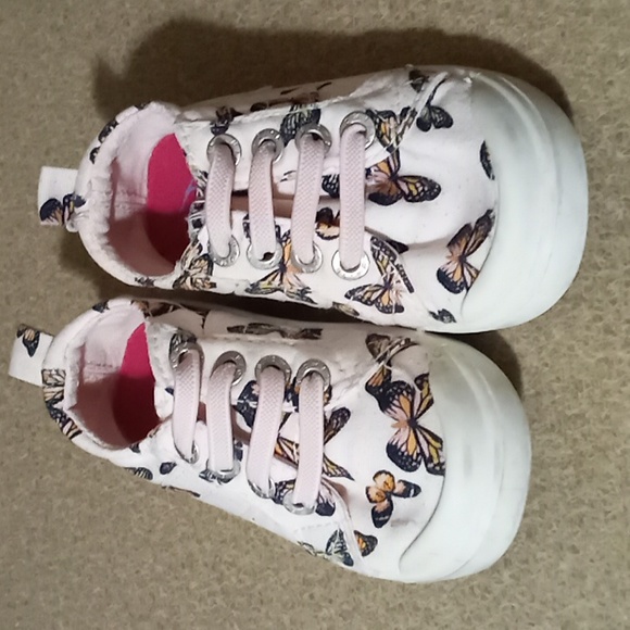 Blowfish Toddler Shoes 🦋 - Picture 2 of 3